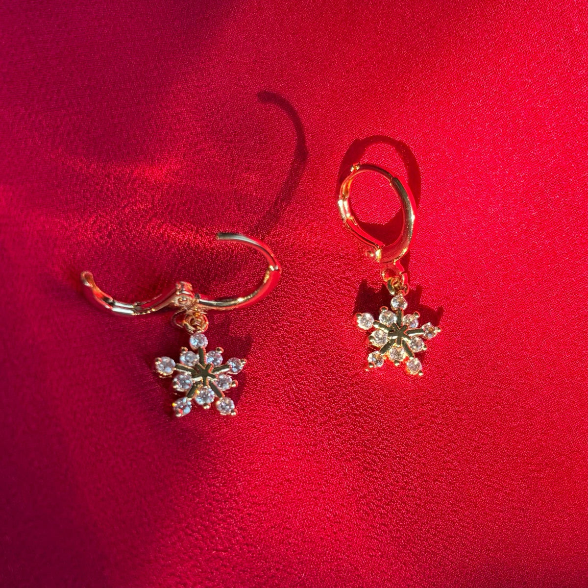 GOLD SNOWFLAKE HOOPS | gold snowflake huggie hoop earrings | holiday jewelry | sparkly Christmas earrings | gold winter earrings