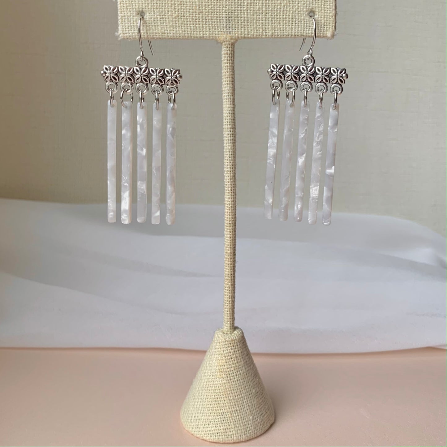 WHITE ACRYLIC FRINGE EARRINGS