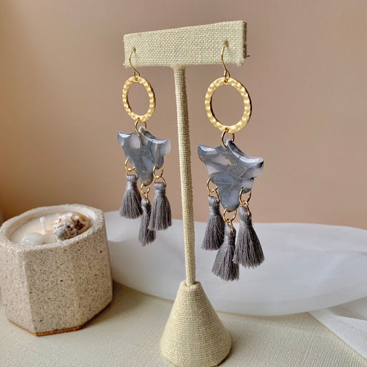HALO STATEMENTS (blue-gray quartz)