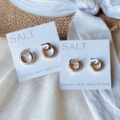 CHIC THICK HOOPS | 18k gold coated | simple hoop earrings | sensitive skin hoops | chubby huggie hoops | thick hoops | gold clasp hoops