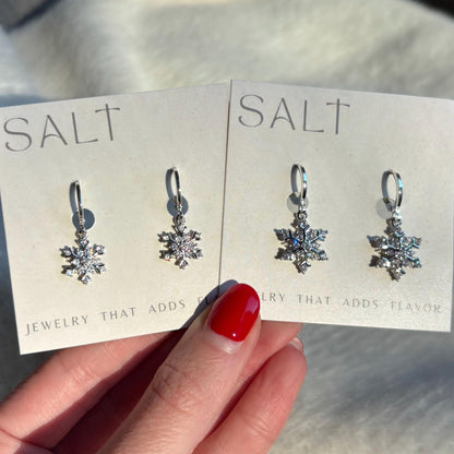 SILVER SNOWFLAKE HUGGIES | silver snow flake hoop earrings | holiday jewelry | sparkly Christmas earrings | chic snowflake hoops | platinum